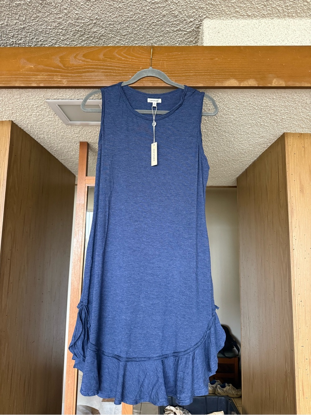 Max Studio Navy Blue Sleeveless Ruffle-Hem dress